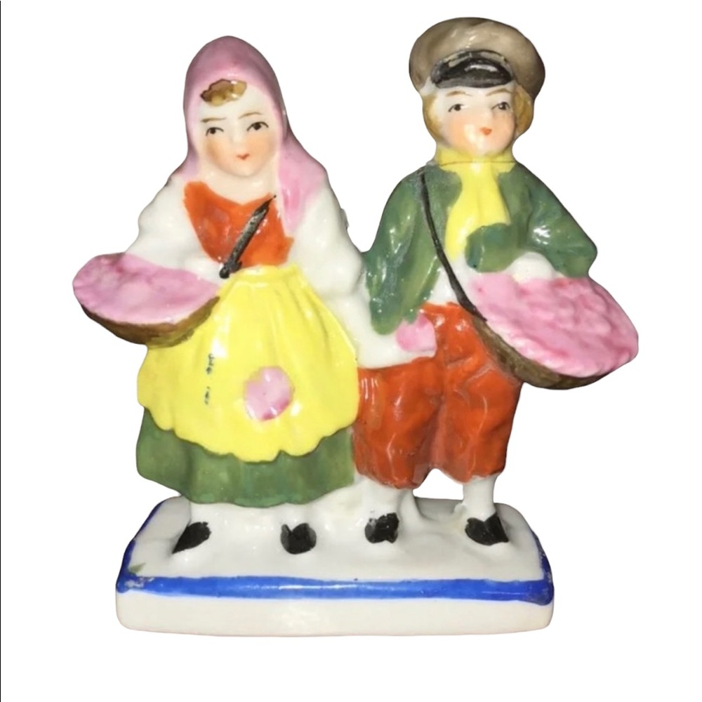 Vtg made in Japan Figurine Dutch Boy/Girl